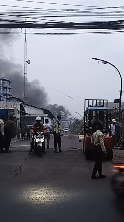 Mengenaskan, 9 Korban Kebakaran Pabrik di Bekasi Tinggal Kerangka