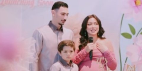 Kecantikan Bumil Terpancar, Potret Jessica Iskandar Lakukan Baby Shower - Dihadiri Banyak Teman Artis Papan Atas
