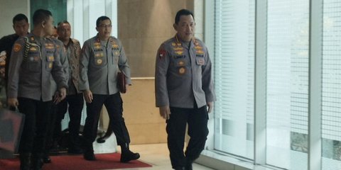 Rapat dengan Komisi III DPR, Kapolri Ungkap Empat Personel Langgar Netralitas Selama Pilkada