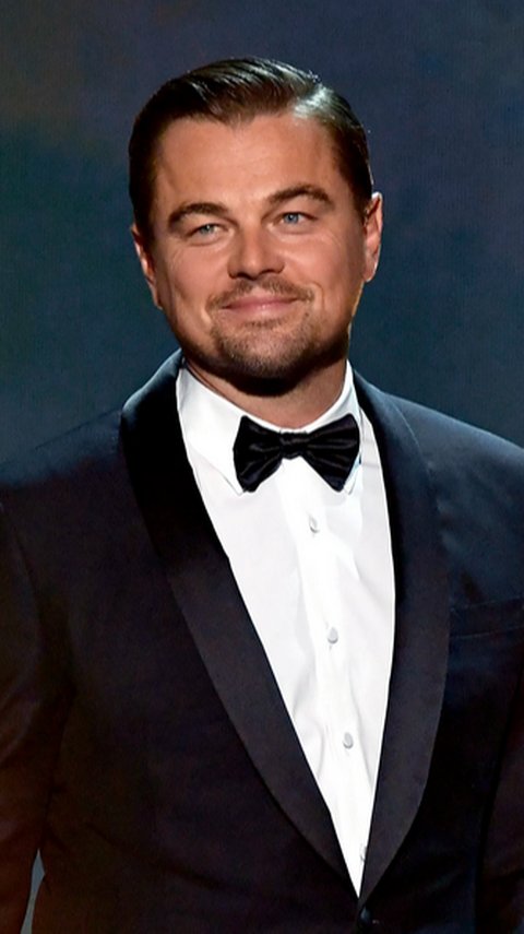 Here's Leonardo DiCaprio's Massive 50th Birthday Party Moment