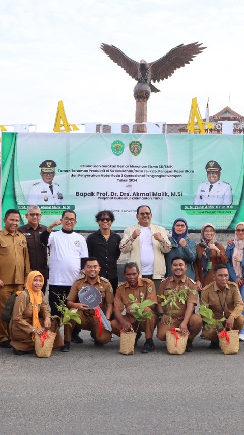 Tingkatkan Rasa Cinta Lingkungan, Pj Gubernur Kaltim Luncurkan Gerakan Gemar Menanam