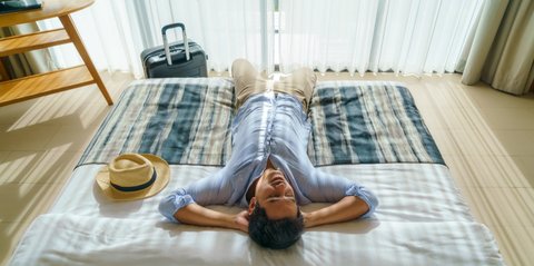 Habis Perjalanan Panjang? Ini 4 Rahasia Hilangkan Jetlag dengan Cepat