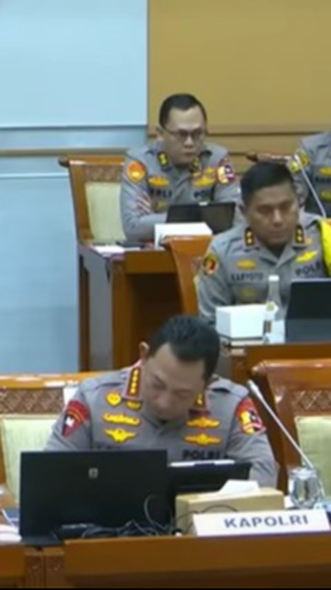 VIDEO: Komisi III Singgung Jenderal Fadil Depan Kapolri, Blak-blakan Beli Narkoba Dari Polisi