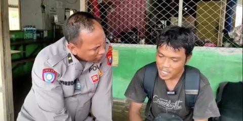 ⁠Ipda Purnomo Bengong Dengar Cerita Pria Dulu Kaya Raya Jadi Pemborong Listrik, Kini Terlantar di Jalanan Gara-Gara Judi Online