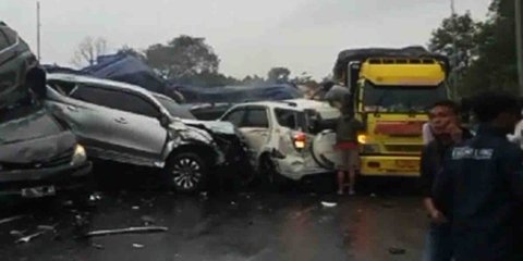 Fakta Baru Kecelakaan Tol Cipularang: Sopir Truk Injak Rem Sebelum sampai Lokasi Kejadian