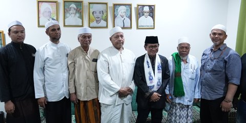 Ziarah Makam Habib Luar Batang, Pramono Janji Tingkatkan Fasilitas Wisata Religi di Jakarta