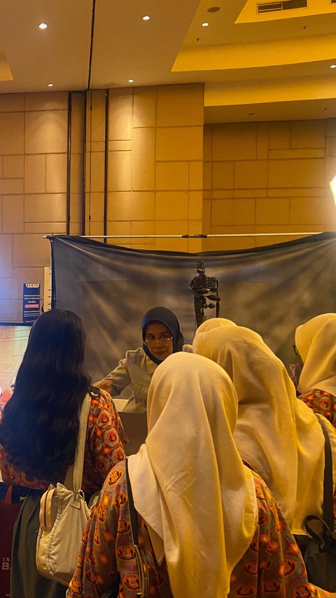 Booth IMDE Curi Perhatian di Edufair Jakarta Barat 2024