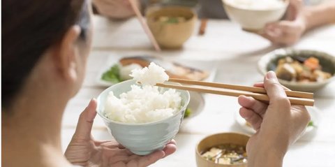 Pria Ini Makan Makanan yang Sama Selama 15 Tahun, Alasannya Kocak