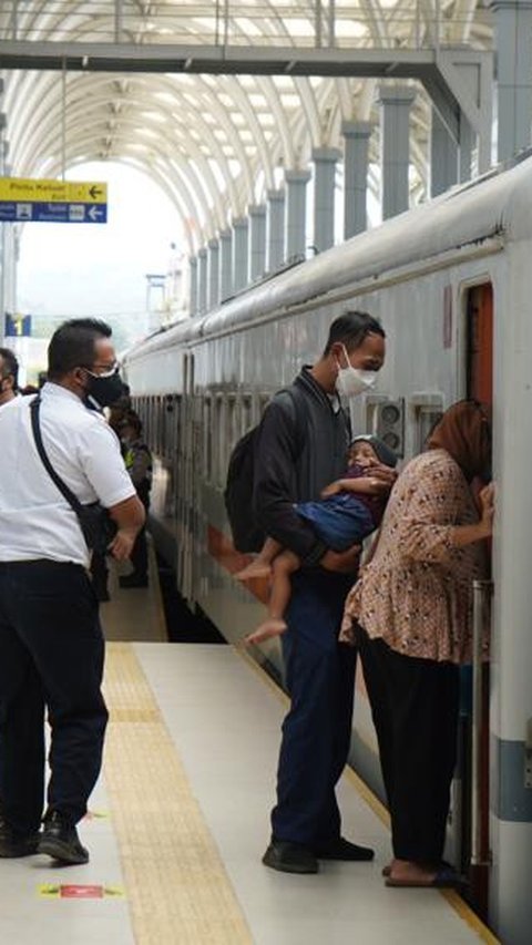 Tak Bisa Sembarangan, Begini Aturan Pembelian Tiket Kereta Api Subsidi