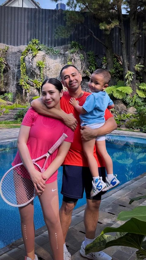 Potret Raffi Ahmad Olahraga Bareng Rafathar dan Rayyanza, Ayah dan Anak yang Dikenal Serba bisa