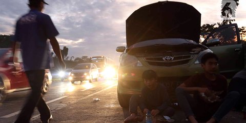 Jangan Berhenti Sembarangan, Ini Lima Aturan Berkendara di Bahu Jalan Tol