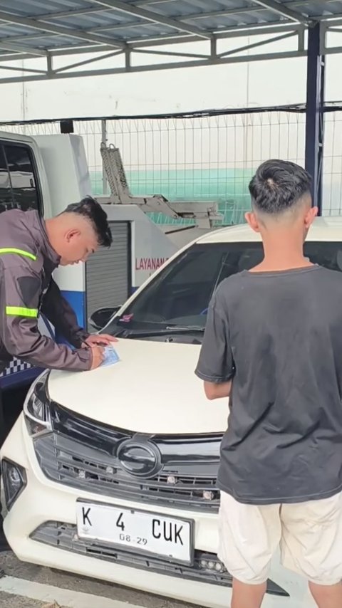 Viral Pengendara Mobil di Palembang Pakai Pelat Palsu, Tulisannya Mengarah Pornografi