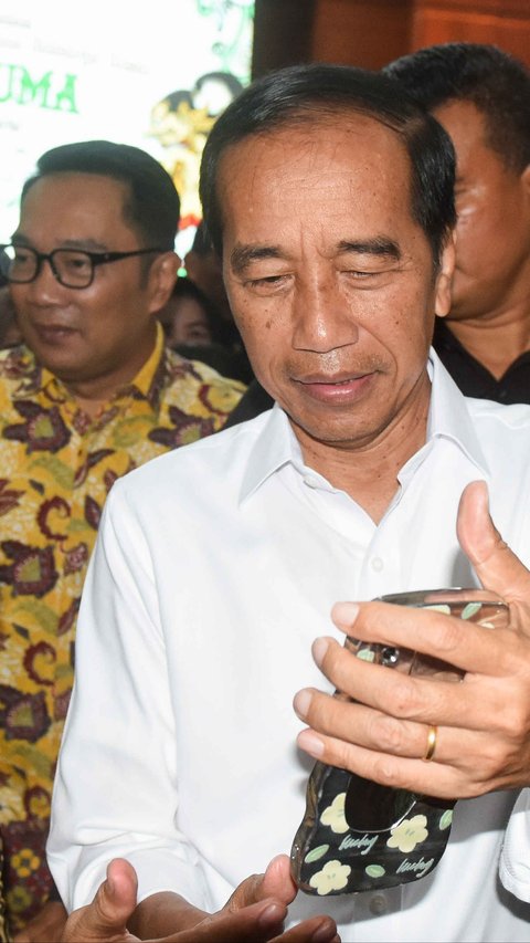 FOTO: Momen Jokowi Turun Gunung di Pilkada Jakarta, Blak-blakan Minta Paguyuban Pujakesuma Menangkan RK-Suswono