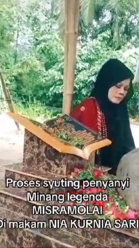 Heboh Penyanyi Minang Syuting Video Klip di Makam Nia Kurnia Sari, Pihak Keluarga Buka Suara