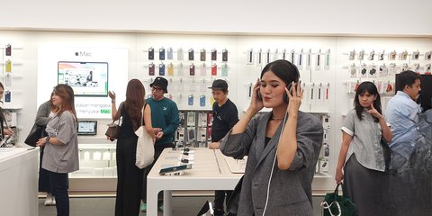 Apple Investasi Rp1,5 Triliun, Bakal Produksi Komponen AirPods Max di Kota Bandung