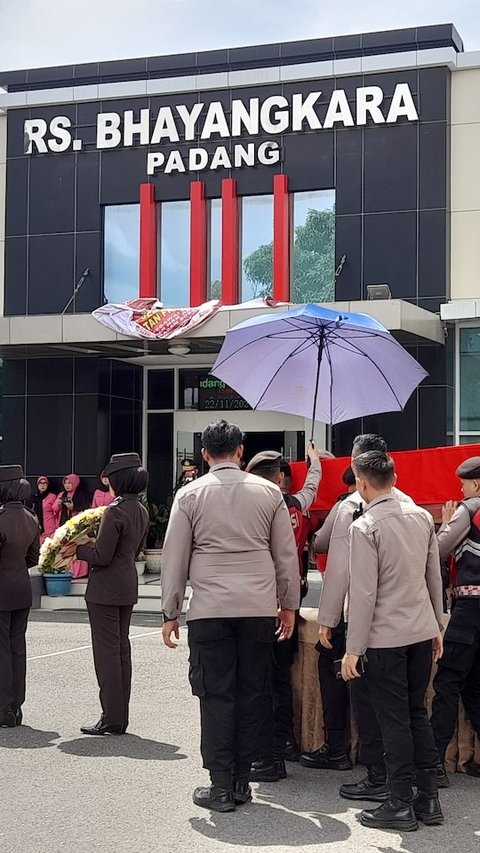 Jenazah Polisi Ditembak Polisi di Solok Selatan Berlangsung Langsung Dipulangkan ke Makassar