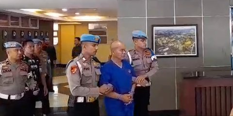 Dikawal Ketat Tangan Diborgol, Ini Penampakan Kabagops Polres Solok yang Tembak Mati Temannya di Kantor Polisi