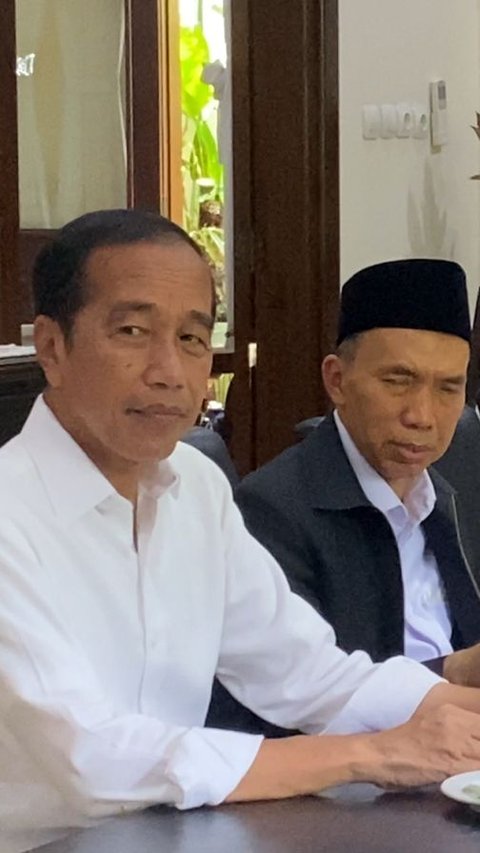 Sejumlah Kiai NU Sambangi Jokowi di Solo jelang Hari Pencoblosan, Bahas Apa?