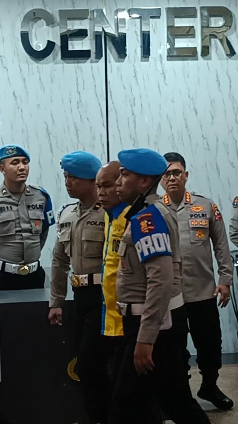 VIDEO: Penampakan AKP Dadang Syok Tertunduk Lemas Dipecat Tak Hormat Kasus Polisi Tembak Polisi