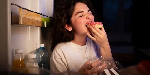 Hindari Makanan Ini, Bisa Sebabkan Diabetes Karena Kebiasaan Ngemil Ini