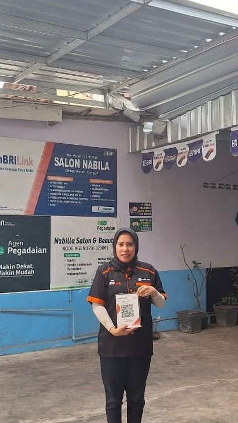 Usaha Salon di Kediri Ini Makin Cuan Sejak Dapat Pemberdayaan BRI dan Jadi AgenBRILink