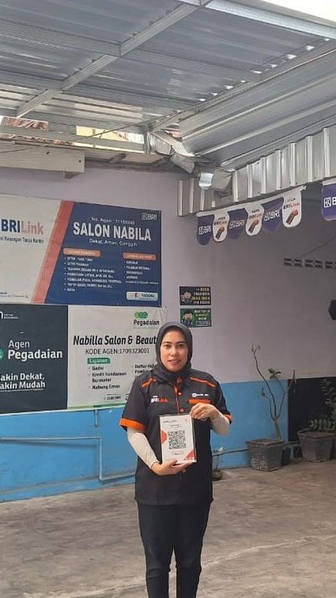 Pemilik Salon Kecantikan Merangkap Agen BRILink Ini Sukses Kembangkan Usahanya