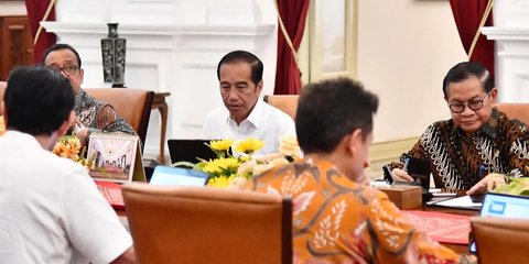 Analisis Pengamat soal 'Endorsement' Jokowi di Pilkada Jakarta, Condong ke RK atau Pramono Anung?