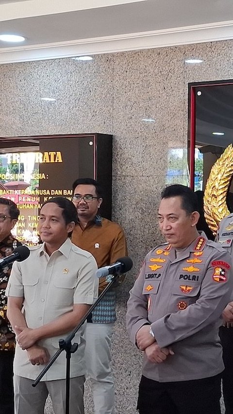 Polri dan Kemenhut Teken Mou, Pelaporan Masalah Hutan Kini Tinggal Telepon