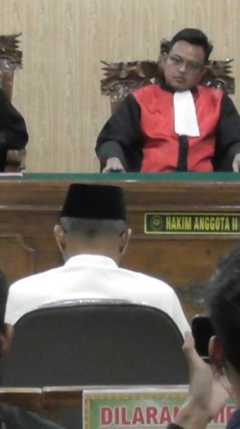 Bagi-Bagi Sembako, Calon Wakil Wali Kota Metro Lampung Didenda Rp6 Juta