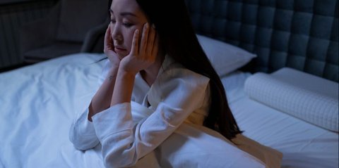 Cara Mengatasi Insomnia Tanpa Obat-obatan, Ketahui Penyebabnya