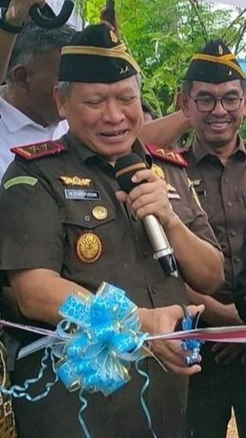 Kepala Kejati Papua Barat Resmikan Gedung Baru SD Sowi Indah Hasil Renovasi