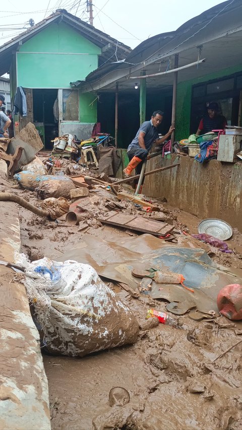 Kondisi Terkini 3 Wilayah Jabar Diterjang Banjir dan Longsor, Ratusan Warga Mengungsi