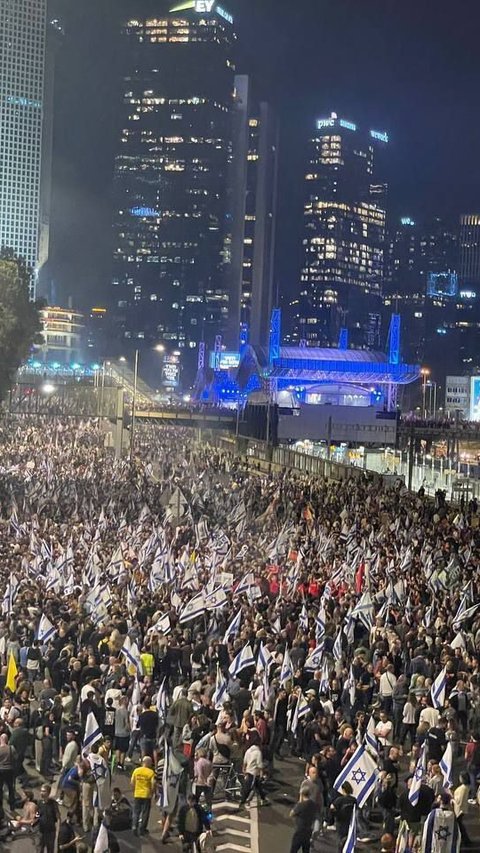 Demo Besar-besaran Guncang Tel Aviv, Demonstran Sebut Netanyahu Pengkhianat