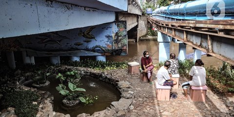 Warga Penghuni Kolong Jembatan Bakal Dipindah ke Rusun