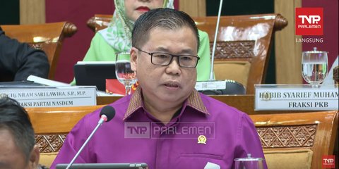 PDIP Kritik Keras Mendikdasmen soal Gonta-ganti Kurikulum 'Kasian Para Guru Harus Belajar, Tapi Nasibnya Tak Berubah'