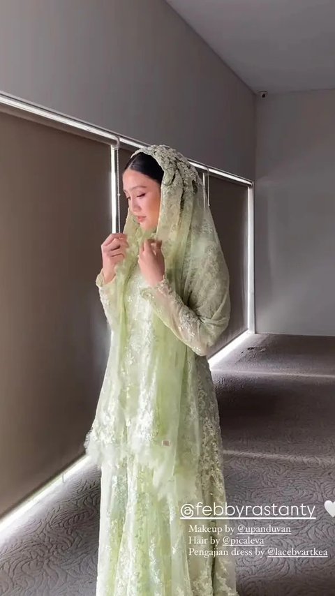 Cantiknya Febby Rastanty Pakai Dress Hijau di Pengajian Jelang Nikah dengan Drajad Djumantara