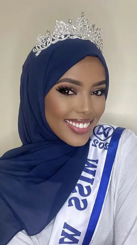 Potret Khadija Omar, Finalis Miss Universe Pertama yang Mengenakan Hijab dengan Kisah Hidup Menginspirasi