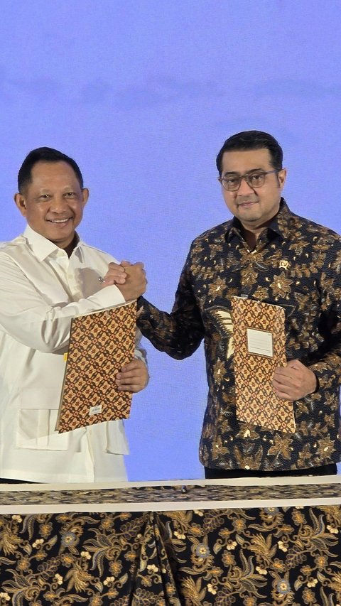 Menekraf dan Mendagri Tanda Tangani Keputusan Kerja Sama Pengembangan Ekonomi Kreatif