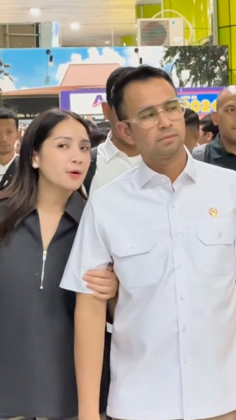 Potret Raffi Ahmad Bareng Para Menteri Jajal Kereta Langsung Tanpa Henti Pertama, Nagita Slavina Antar ke Stasiun