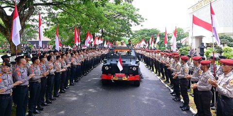 Sambutan buat Eks Danjen Kopassus Tiba di Akpol Semarang, Ditunggu Jenderal & Prajurit Baris Sikap Sempurna