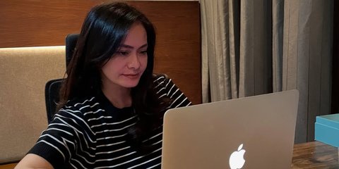 Curhatan Ersa Mayori yang Kuliah Lagi di Usia 45 Tahun: Akui Sulit Bagi Waktu Jadi Ibu, Mahasiswa dan Kerjaan