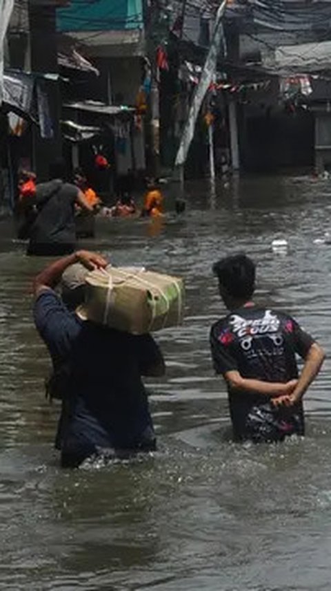 Ratapan Warga Korban Banjir Rob di Muara Angke: Hari Ini Lebih Tinggi, Tidak Tahu Besok Seperti Apa