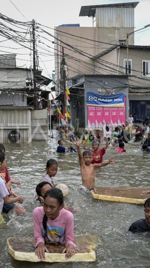 Ketahui 5 Jenis Penyakit akibat Banjir yang Perlu Diwaspadai, Ini Kata Mantan Direktur WHO