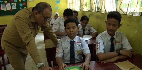 Transformasi Pendidikan, Pemkab Langkat Mulai Implementasi Teknologi Smartboard