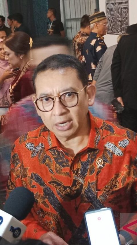 Fadli Zon soal Pembatalan Pameran Yos Suprapto: Temanya Ketahanan Pangan, Kok Ada Lukisan Nginjek Orang