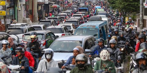 Pelaku Pungli di Bogor Bikin Resah, Patok Rp850 Ribu untuk Tunjukkan Jalur Alternatif Puncak