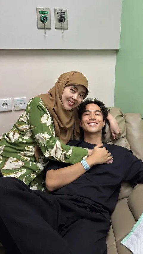 8 Potret Kedekatan Para Artis dan Sang Ibu saat Peringatan Hari Ibu 22 Desember dari Luna Maya hingga Krisdayanti