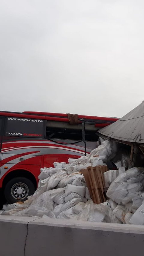 Daftar Korban Kecelakaan Maut Rombongan Study Tour di Tol Malang