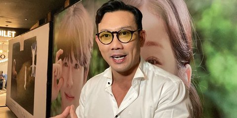 Potret Denny Sumargo Rayakan Natal di Singapura, Perdana Kenalkan Baby Biel ke Keluarga Olivia Allan