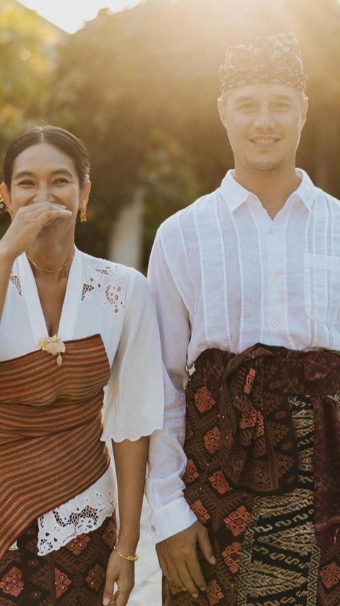 Potret Harmonis Happy Salma & Tjok Gus yang Keturunan Bangsawan, Sempat Alami Culture Shock saat Menikah